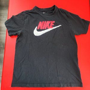 Nike T-shirt black with printed graphic design men's size M